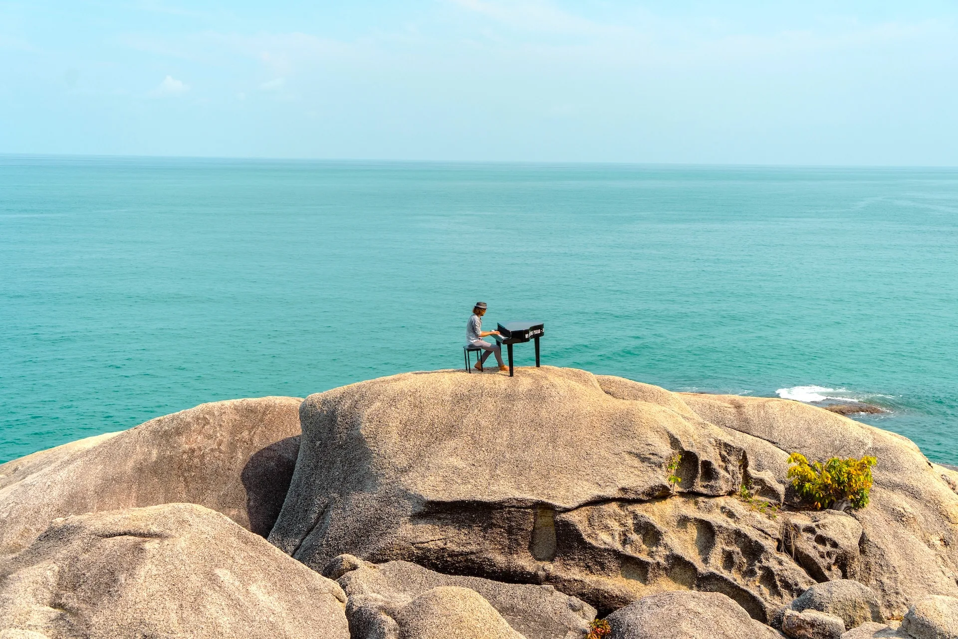 Joe Löhrmann at the piano